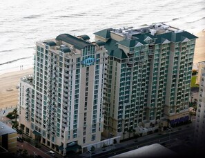 Diamond Resorts Oceanaire Resort – 2 Bedroom Access Roll in Shwr Oceanfront