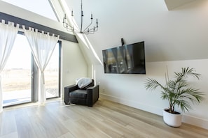 Living Room (1)