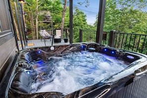 Luxury Hot Tub with dual loungers