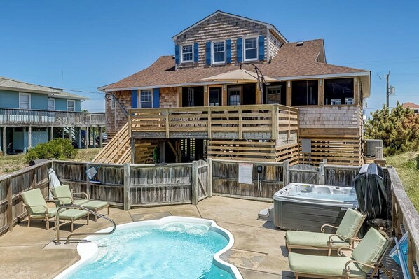 Private Pool Area