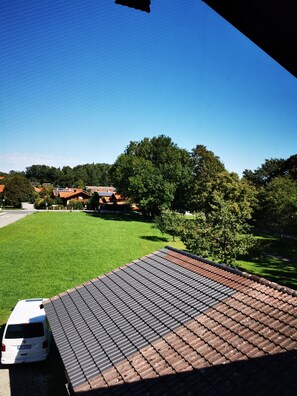 Appartement für maximal 3 Personen, 27 qm-Der aus dem Fenster Blick