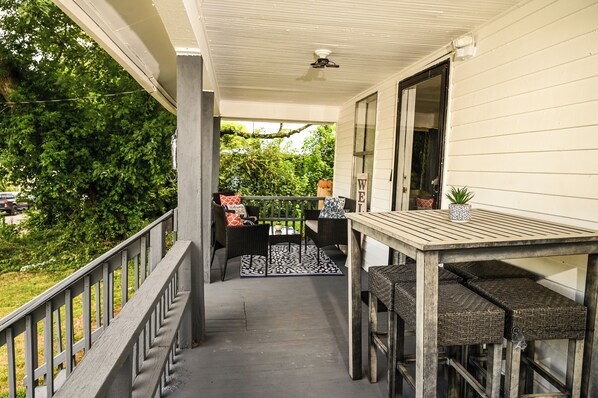 Porch
