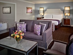Unit with King bed. Exact unit will be assigned upon arrival. Views, colors, and decor may vary.