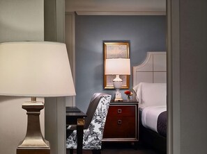 Unit with 2 Queen beds. Exact unit will be assigned upon arrival. Views, colors, and decor may vary.