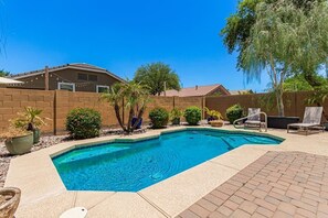 Heated private Pool