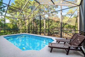 Amazing Large Pool Can Be Heated!!