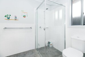 ensuite bathroom in master bedroom. (private)