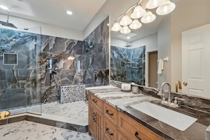 Modern Guest Bath