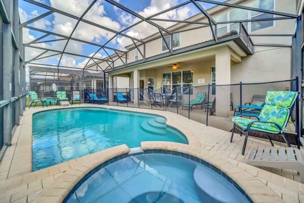 Private Pool 