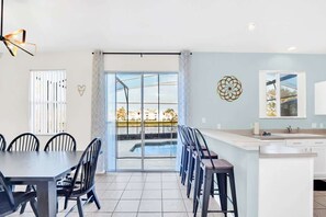 Casual Dining with Breakfast Counter Seating