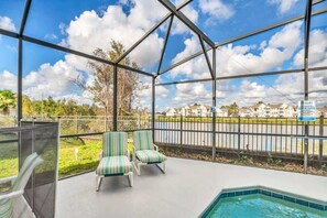 Inviting Poolside Lounge Perfect for Family Fun