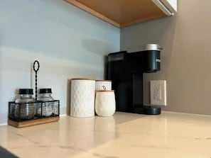 Kaffee und/oder Kaffeemaschine