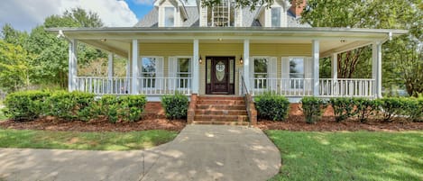 Front of Bama Farmhouse