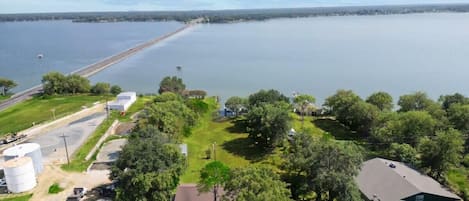 Welcome to your beautiful lakeside vacation retreat! Located on the shores of Lake Tawakoni, this charming space offers the perfect escape for those seeking comfort & style.