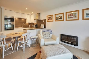 Riverrun, Whitby - Host & Stay