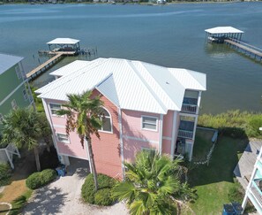 This waterfront home is pet friendly and sleeps 12