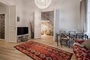 Living room (2)