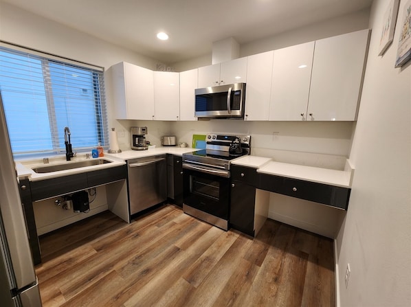 1st floor kitchen with wheelchair accessible cabinets