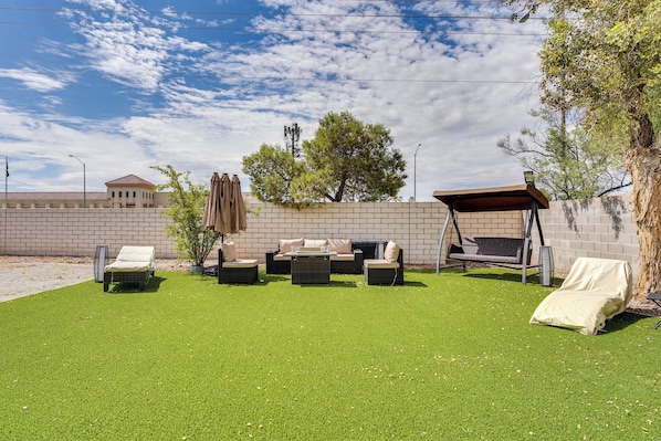 Las Vegas Vacation Rental | 5BR | 3BA | 2,200 Sq Ft | 1 Exterior Step Required