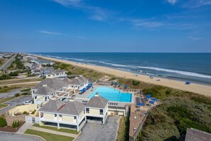 WE17: Bender's Beach Bungalow |Village Beach Club Access