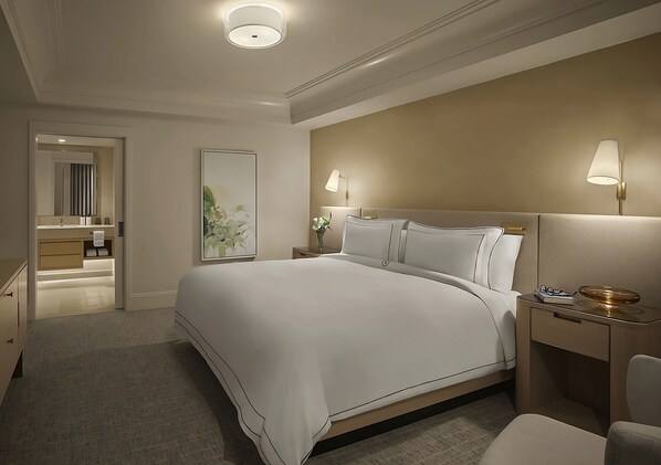 Unit with King size bed
