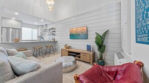 Beautifully updated Studio!