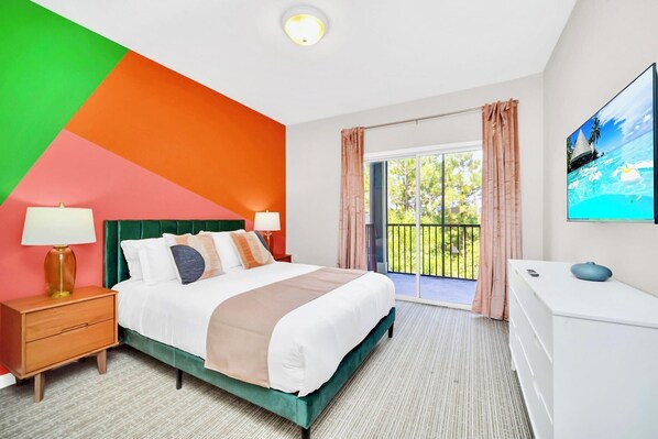 Each bedroom has a Smart TV w High Speed WiFi connection