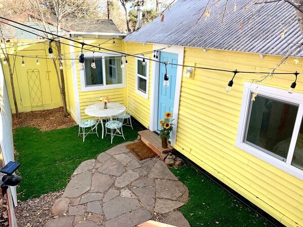 Front entrance/ private front patio that is fully fenced