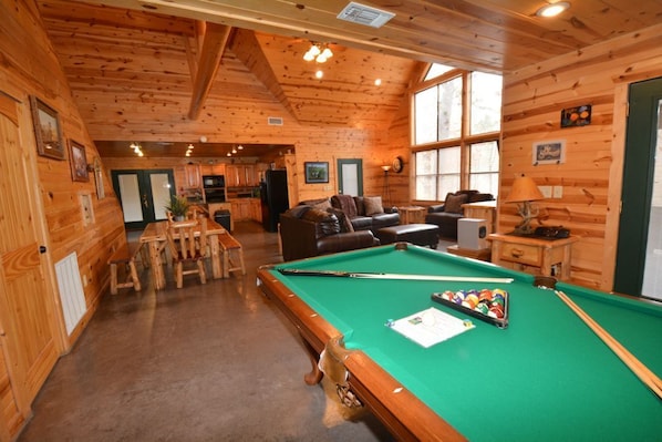 Spielezimmer