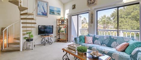 Surfside Beach Vacation Rental | 1BR | 2BA | 950 Sq Ft | Staircase to Enter