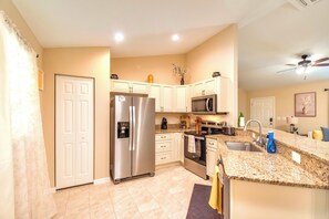 Fully Stocked kitchen to prepare the meals your family will enjoy.