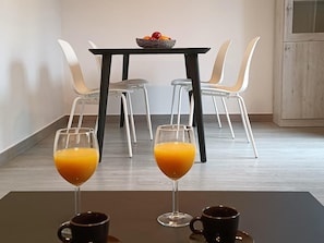 Breakfast meal