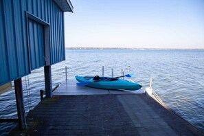 2 kayaks available