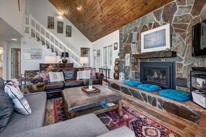 Upper living area with fireplace