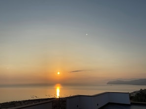 Beach/ocean view