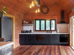 Full Kitchen with modern amenities