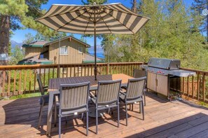 Outside dining on deck