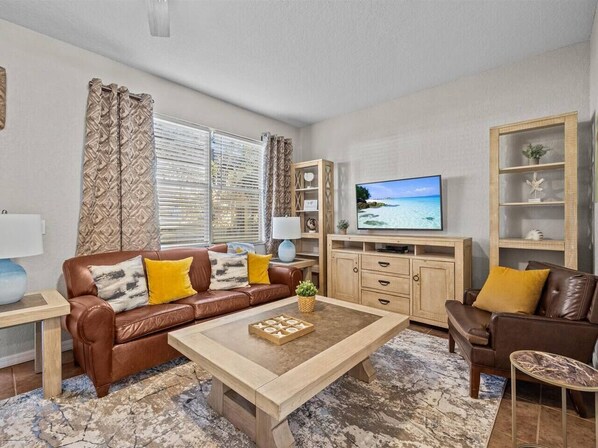  Enjoy movie nights on the Smart TV, gather around for board games, or curl up on the sofa with a good book. With easy flow into the dining area, it’s the ideal hangout spot for families and friends to connect.