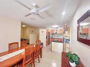 Dining to Kitchen
