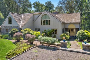 driveway to front door