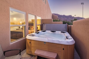 Private Hot Tub
