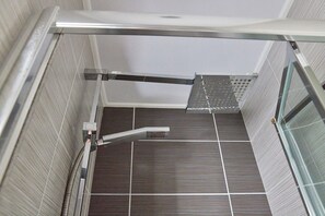 Bain