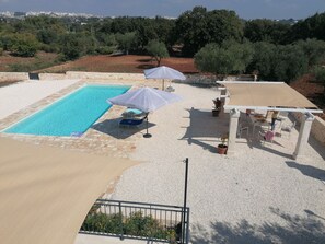 Vista piscina, Gazebo