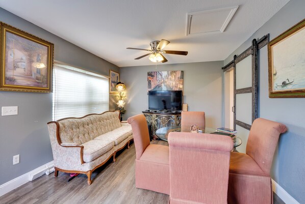 Davenport Vacation Rental | 1BR | 1BA | 650 Sq Ft | Stairs Required