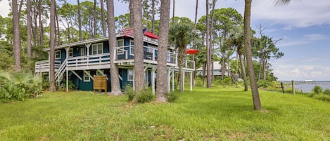 Carrabelle Vacation Rental | 4BR | 2BA | Stairs Required | 1,752 Sq Ft