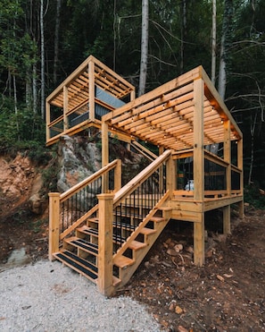 You will love this custom deck with our 4-person hot tub and grilling area