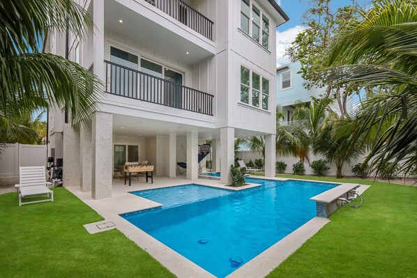 Private Pool