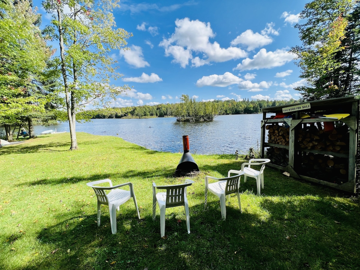 Lakefront Cabin on Lake Adirondack