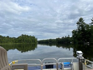 Lake tomahawk is 200 yards away.