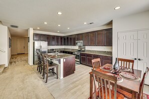 Kitchen | Dishwasher